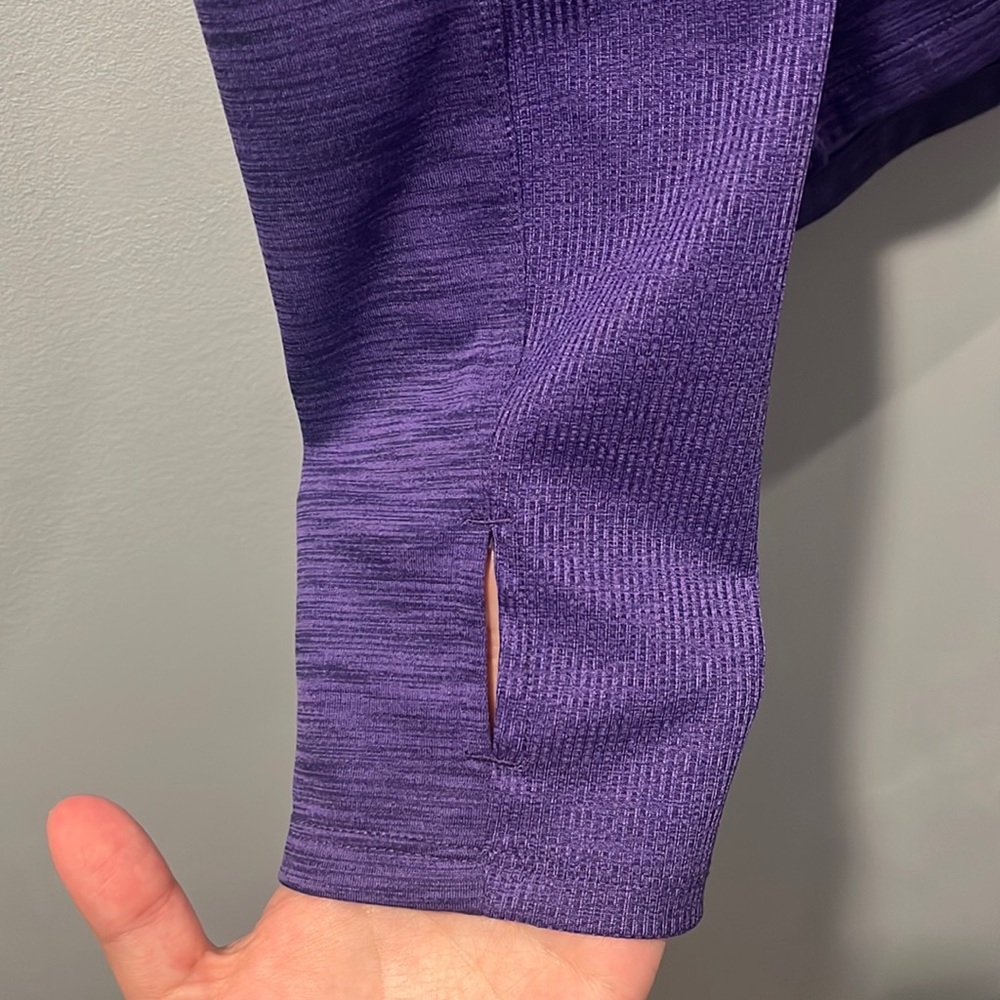 Large purple long sleeve Nike running shirt - Picture 3 of 3